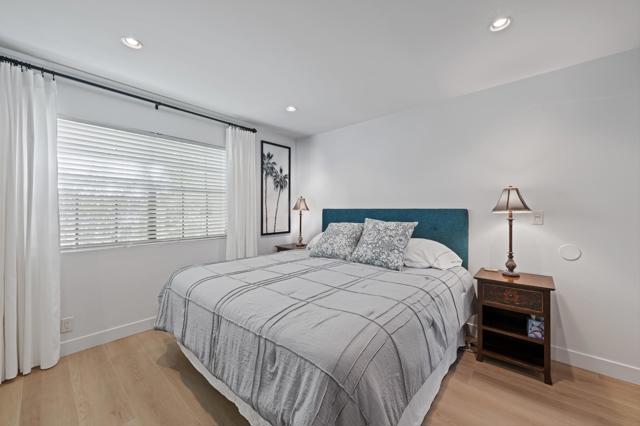 5300 E Waverly Drive, Palm Springs CA: https://media.crmls.org/mediaz/897cb7d1-33a3-48bd-b386-c37a0018d65c.jpg
