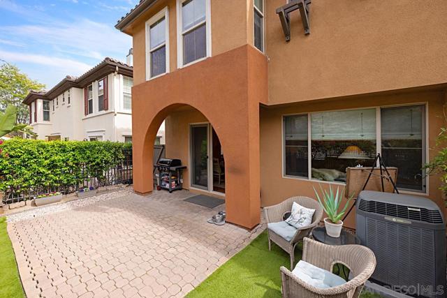 Image 39 of 54 For 2756 Bellezza Dr.