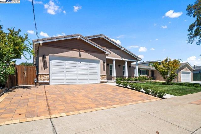 4309 BORA BORA AVE, Fremont CA: https://media.crmls.org/mediaz/897db3f0-f07f-4d37-891b-c40f1e253855.jpg