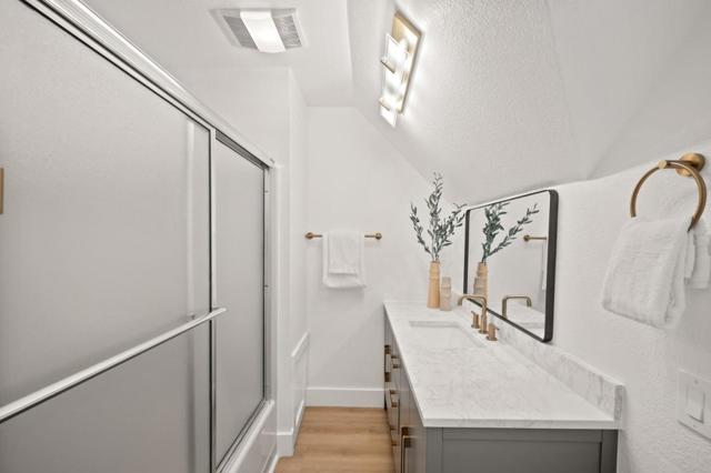 6607 Arlington Drive, Pleasanton CA: https://media.crmls.org/mediaz/897e2340-13a9-4d9e-adeb-2916f392b1a6.jpg