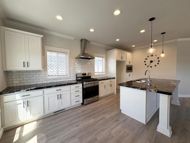 1515 N Milpitas Boulevard, Milpitas CA: https://media.crmls.org/mediaz/897e712f-4a6f-4ed5-9f61-2dacbb0fa48e.jpg