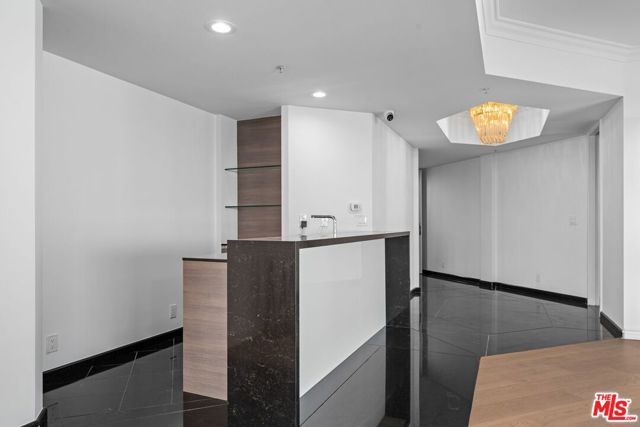 10490 Wilshire Boulevard, Los Angeles CA: https://media.crmls.org/mediaz/897f5a20-9c24-43de-90d0-7560571c3d1e.jpg
