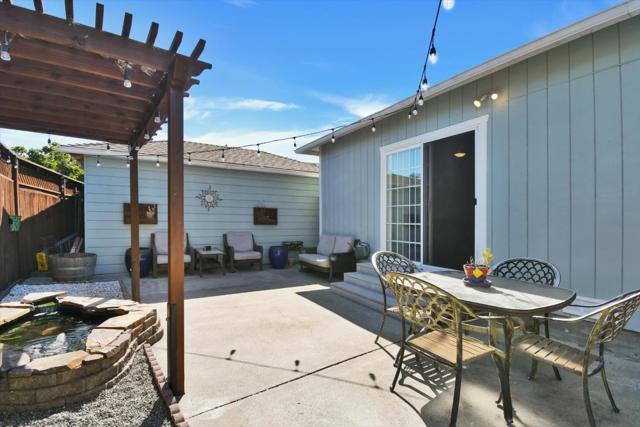 241 Terrace Avenue, San Bruno CA: https://media.crmls.org/mediaz/8981183e-5752-409a-b7bf-91c7130b6689.jpg