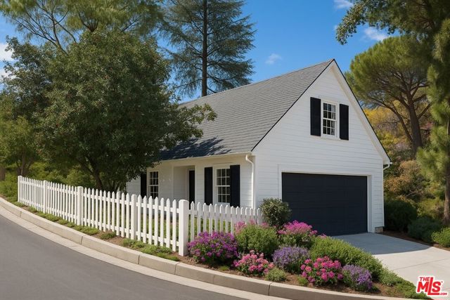 14807 Round Valley Drive, Sherman Oaks CA: https://media.crmls.org/mediaz/89815622-b48d-440a-9448-ddb3f41a7caf.jpg