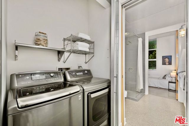4080 Glencoe Avenue, 117 photo 40