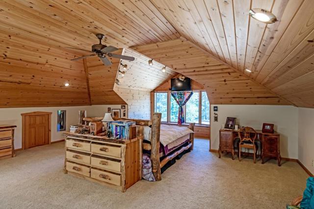 22700 Old Santa Cruz Highway, Los Gatos CA: https://media.crmls.org/mediaz/89821c83-e7e2-4ffd-805d-83fa2057aa7c.jpg