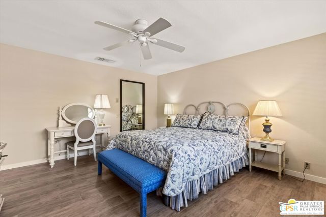 34 Camino Arroyo Place, Palm Desert CA: https://media.crmls.org/mediaz/89823dd5-6acb-4558-be33-1022771de667.jpg
