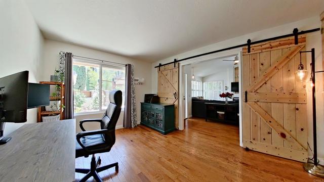 11058 Picaza Place, San Diego CA: https://media.crmls.org/mediaz/898279b7-be9f-465e-b355-fa29da833052.jpg