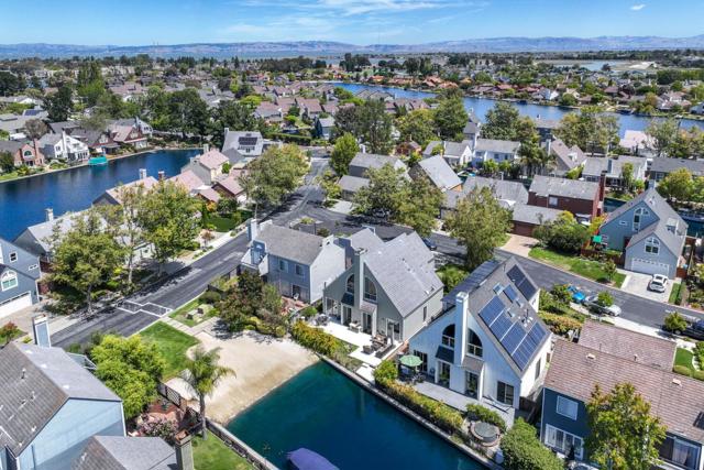 604 Waterbury, Foster City CA: https://media.crmls.org/mediaz/8984c4cf-c386-4452-81ce-2f82d1be5209.jpg