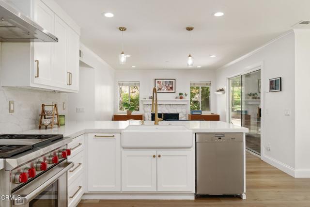 2048 Sierra Mesa Drive, Camarillo CA: https://media.crmls.org/mediaz/8984d8d1-c2a3-4331-a2e4-8df3601fdbf6.jpg