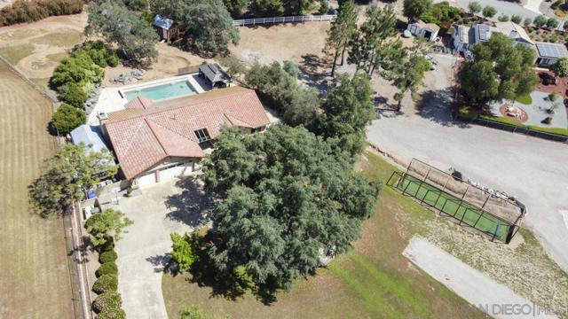 1603 CAMINO DEL SEQUAN, Alpine CA: https://media.crmls.org/mediaz/8985c1b1-ba51-4f99-a407-462ab04a5715.jpg