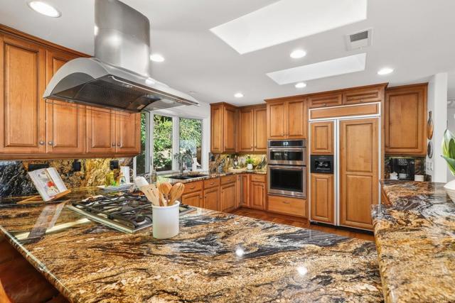 3698 Camino De Las Lomas, Vista CA: https://media.crmls.org/mediaz/8985deb8-085f-4e70-b99a-a8e296658b1a.jpg