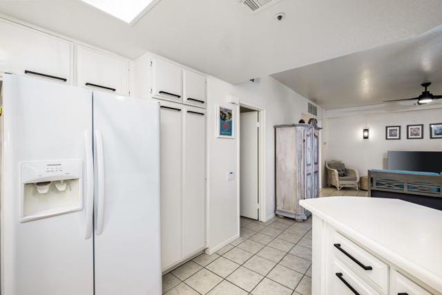 255 S Avenida Caballeros #302, Palm Springs, CA 92262