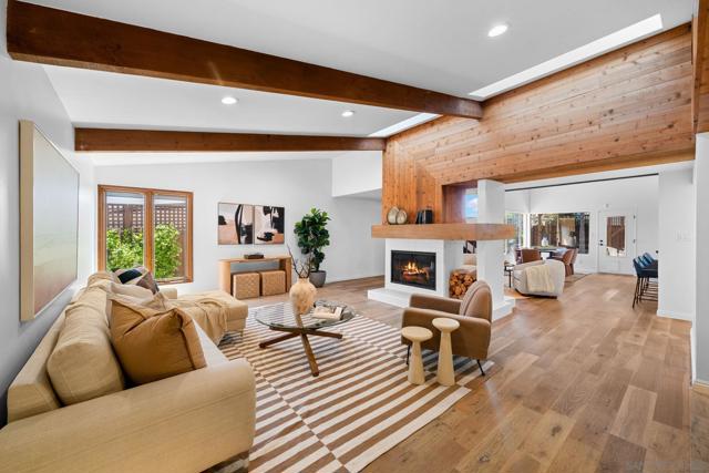 5370 Redding Rd, San Diego CA: https://media.crmls.org/mediaz/898793b2-50a0-4164-a27e-8b9baf0d8886.jpg