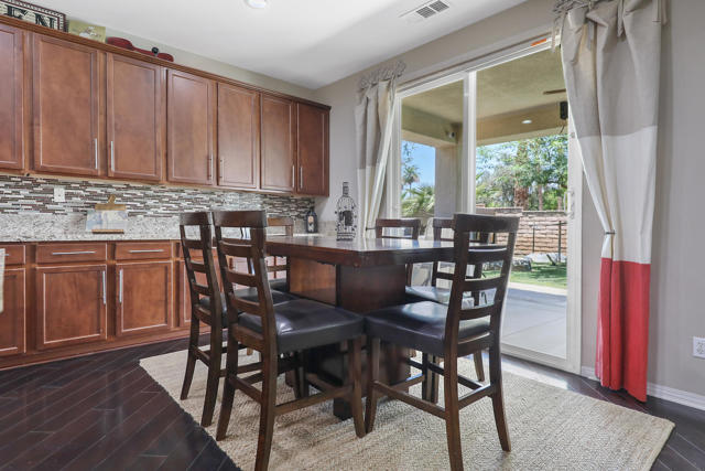 Image 11 of 39 For 80076 Bridgeport Drive