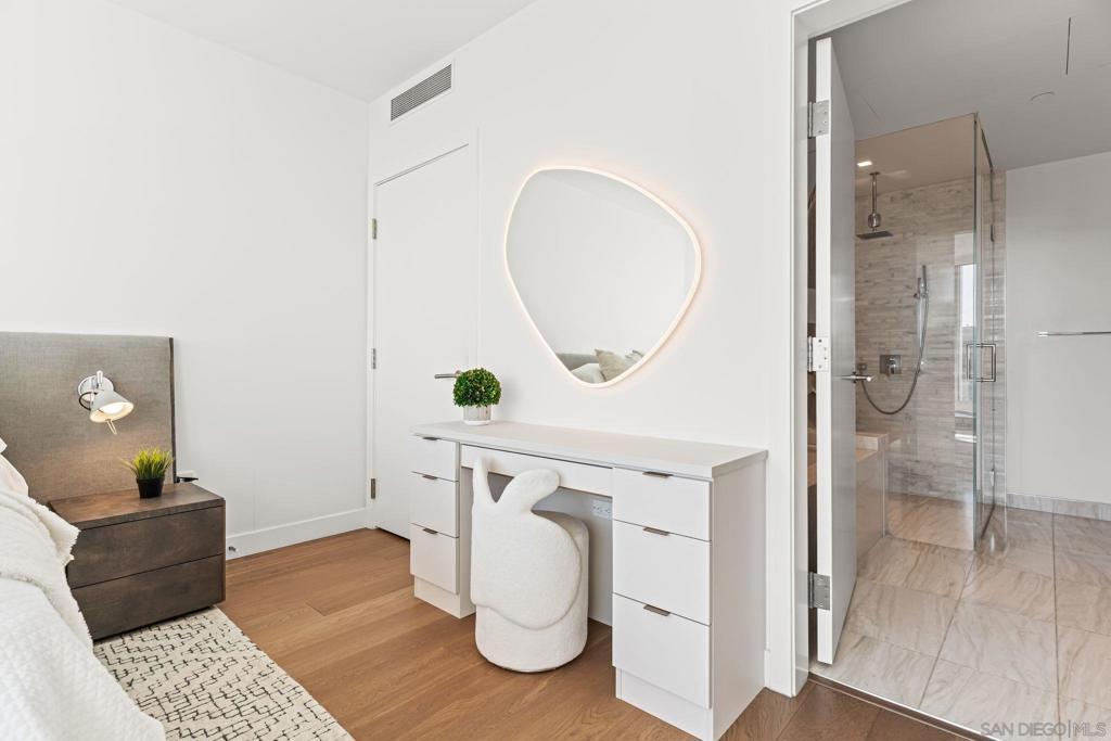 MLS #250041370SD image #15