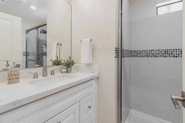 597 Singley Dr, Milpitas CA: https://media.crmls.org/mediaz/8989c7f0-c101-429f-8fc2-99245aee4364.jpg