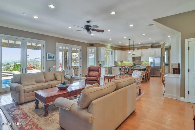 10255 Presilla Road, Santa Rosa CA: https://media.crmls.org/mediaz/898a9220-82ea-4b78-9af4-03471ef4c90c.jpg