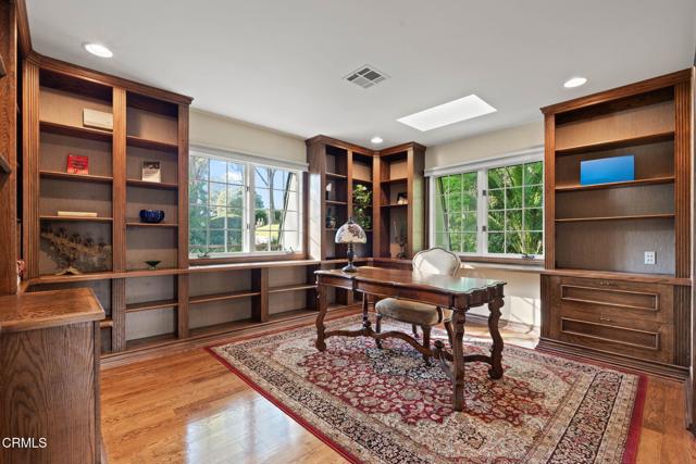 1010 Stoneridge Drive, Pasadena CA: https://media.crmls.org/mediaz/898afc26-ccf3-4d9d-8b7c-8c1ea7e0969b.jpg
