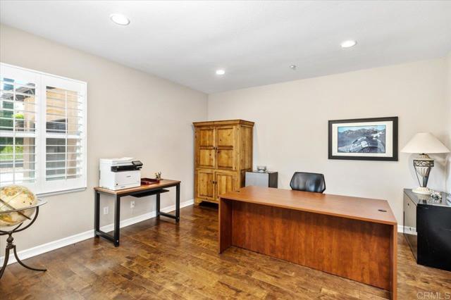 31662 Orange Blossom Ct, Valley Center CA: https://media.crmls.org/mediaz/898c9df9-0aa2-4481-a0cd-bfc7482bf549.jpg