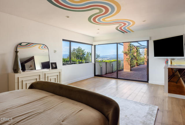 Detail Gallery Image 18 of 33 For 14593 Deervale Pl, Sherman Oaks,  CA 91403 - 4 Beds | 4 Baths