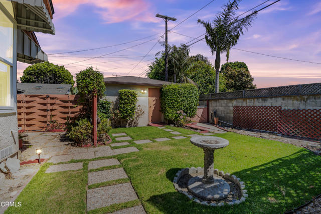 2694 Dawson Avenue, Ventura CA: https://media.crmls.org/mediaz/898d8e49-dcea-4196-9936-b6c44da919b6.jpg