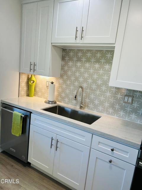 163 E Bowling Green, Port Hueneme CA: https://media.crmls.org/mediaz/898f4d6a-6a58-46a1-861a-436bddaf8d20.jpg
