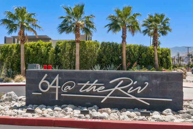 211 The, Palm Springs CA: https://media.crmls.org/mediaz/898fb54c-faa2-45b1-8968-b344cecd24fb.jpg