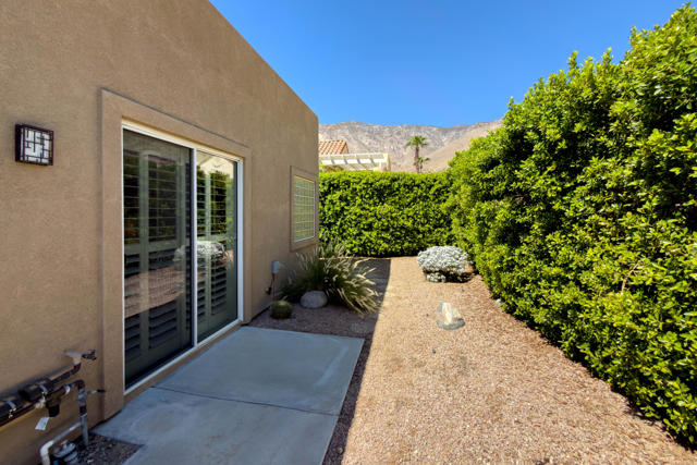 222 Canyon Circle N #5, Palm Springs, CA 92264