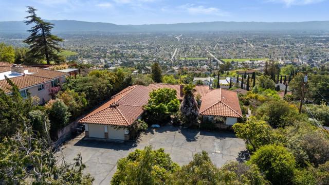 12095 Mount Hamilton Road, San Jose CA: https://media.crmls.org/mediaz/898fdf57-db8c-4346-bf03-822e4d37139c.jpg