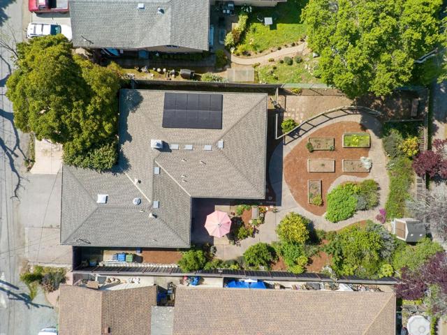 2975 Mattison Lane, Santa Cruz CA: https://media.crmls.org/mediaz/89906843-8a25-4c05-bd83-c4c4d0605c85.jpg