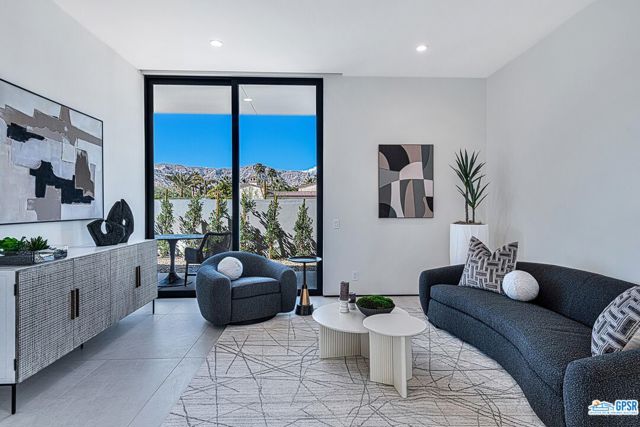 23243291 Listing Image 17