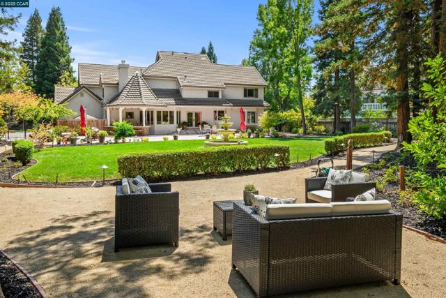 4405 Deer Ridge Rd, Danville CA: https://media.crmls.org/mediaz/899148ce-2c66-42be-8d23-8abcdb9991c6.jpg