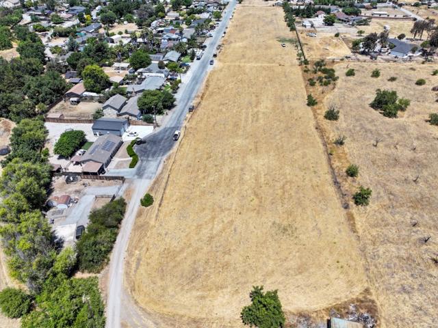 0 Barnes Lane, Hollister CA: https://media.crmls.org/mediaz/8992c62d-5e0d-4f92-b0a2-c8c416482792.jpg