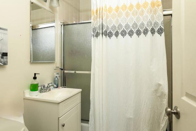 494 Dover Way, Campbell CA: https://media.crmls.org/mediaz/8992c6df-f8ff-4cd6-aaf9-55a3e31314ae.jpg