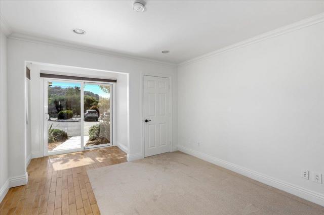 27725 Mountain Meadow Rd, Escondido CA: https://media.crmls.org/mediaz/8993188a-daf5-441b-a191-b6f521188972.jpg