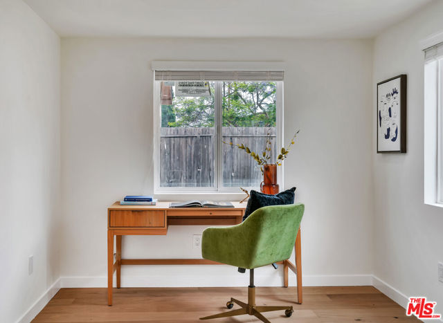7832 Croydon Avenue, Los Angeles CA: https://media.crmls.org/mediaz/8993390f-5bf6-40ef-a764-d77a5499835e.jpg