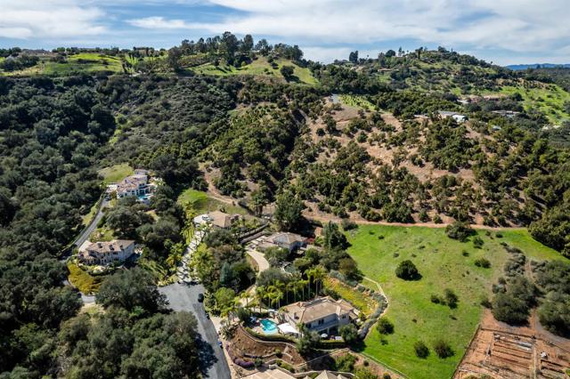 Listing Details for 4018 Millagra Drive, Fallbrook, CA 92028