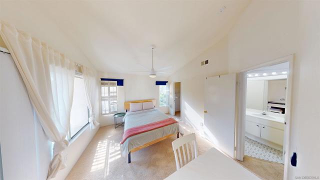 5580 Renaissance Ave, San Diego CA: https://media.crmls.org/mediaz/89957e98-30e6-479b-ac2c-b88d46f5ca4a.jpg