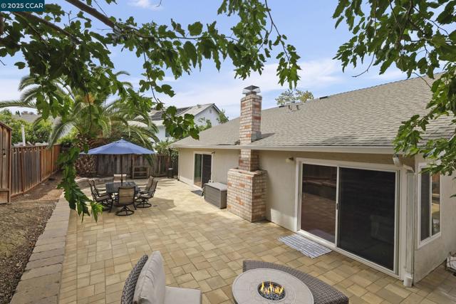 4513 Birch Bark Rd, Concord CA: https://media.crmls.org/mediaz/899580d2-9836-4e82-9a74-a970c3b4f32a.jpg