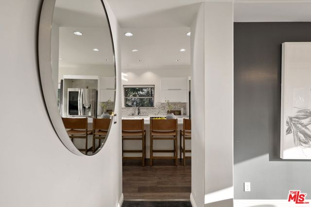3275 N Knoll Drive, Los Angeles CA: https://media.crmls.org/mediaz/8996ed97-bed2-4c56-9886-9b509d727522.jpg