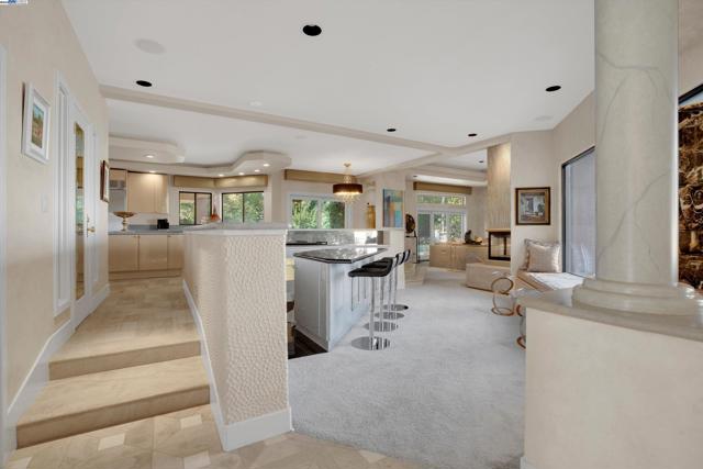 4478 Deer Ridge Road, Danville CA: https://media.crmls.org/mediaz/89972b84-f929-4759-b98c-897749a4f00d.jpg