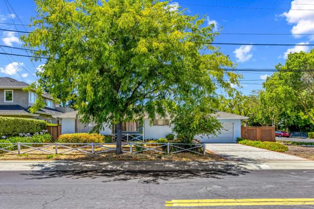 3160 Waverley Street, Palo Alto CA: https://media.crmls.org/mediaz/8998cde4-dd70-4526-9f73-54cdcd201b19.jpg