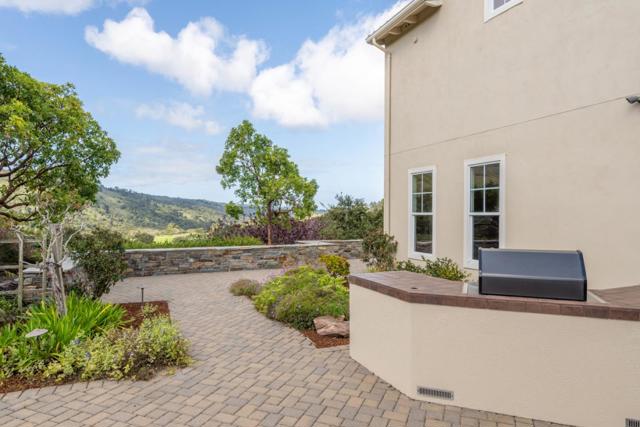 403 Estancia Court, Monterey CA: https://media.crmls.org/mediaz/89998489-05f6-466f-b234-dc84d8230069.jpg