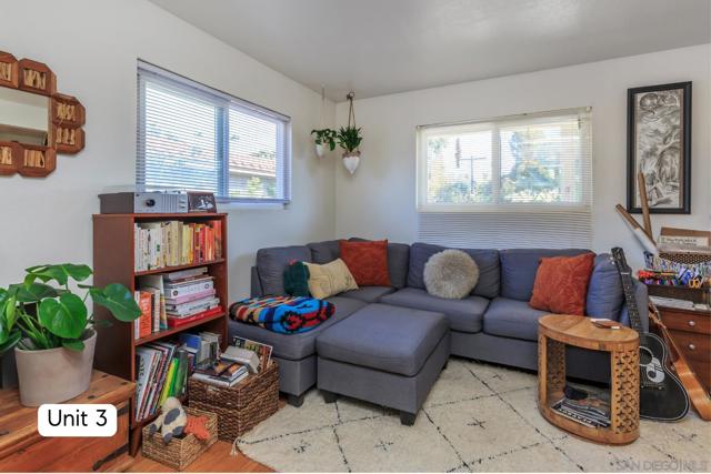 647 San Dieguito Dr., Encinitas CA: https://media.crmls.org/mediaz/8999a166-5855-4a71-807c-f2e4f009bfae.jpg