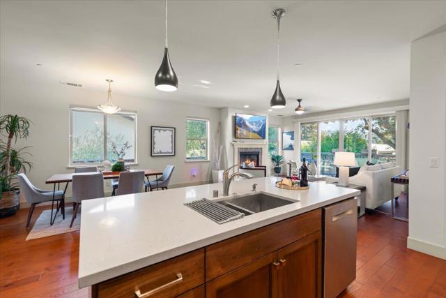 361 Collado Drive, Scotts Valley CA: https://media.crmls.org/mediaz/8999edfc-11d0-4c7f-8d6e-30ef38b21f18.jpg