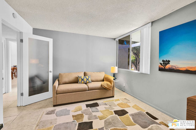2380 S Skyview Drive, Palm Springs CA: https://media.crmls.org/mediaz/899b8a74-377f-41a4-b925-0a845566c05e.jpg