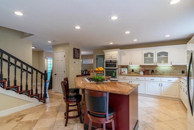 6020 Sherry Lee Lane, Salinas CA: https://media.crmls.org/mediaz/899e504d-3aa7-4e72-adad-999e480d9e6d.jpg