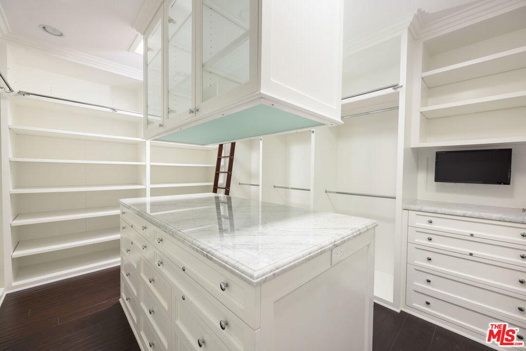 MLS #26873947 image #19