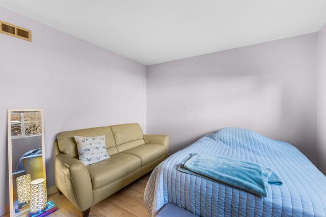 6547 Radcliffe Drive, San Diego CA: https://media.crmls.org/mediaz/899efbcc-9132-4252-a18d-8ba28eab020d.jpg